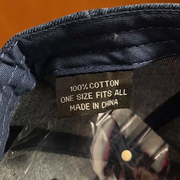 New York Yankees Dark Denim Vented Baseball Cap Hat OS NWT Adjustable - Picture 9 of 10